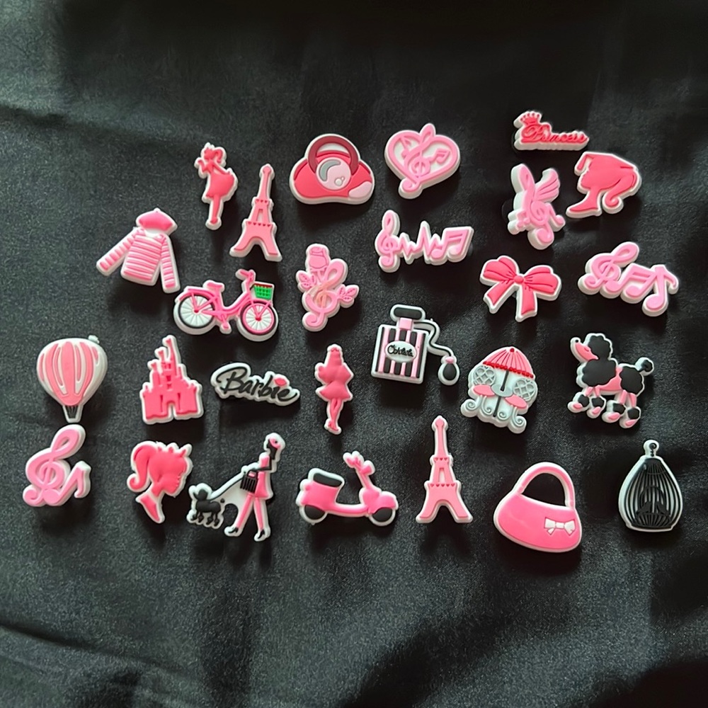 27 pcs croc charms